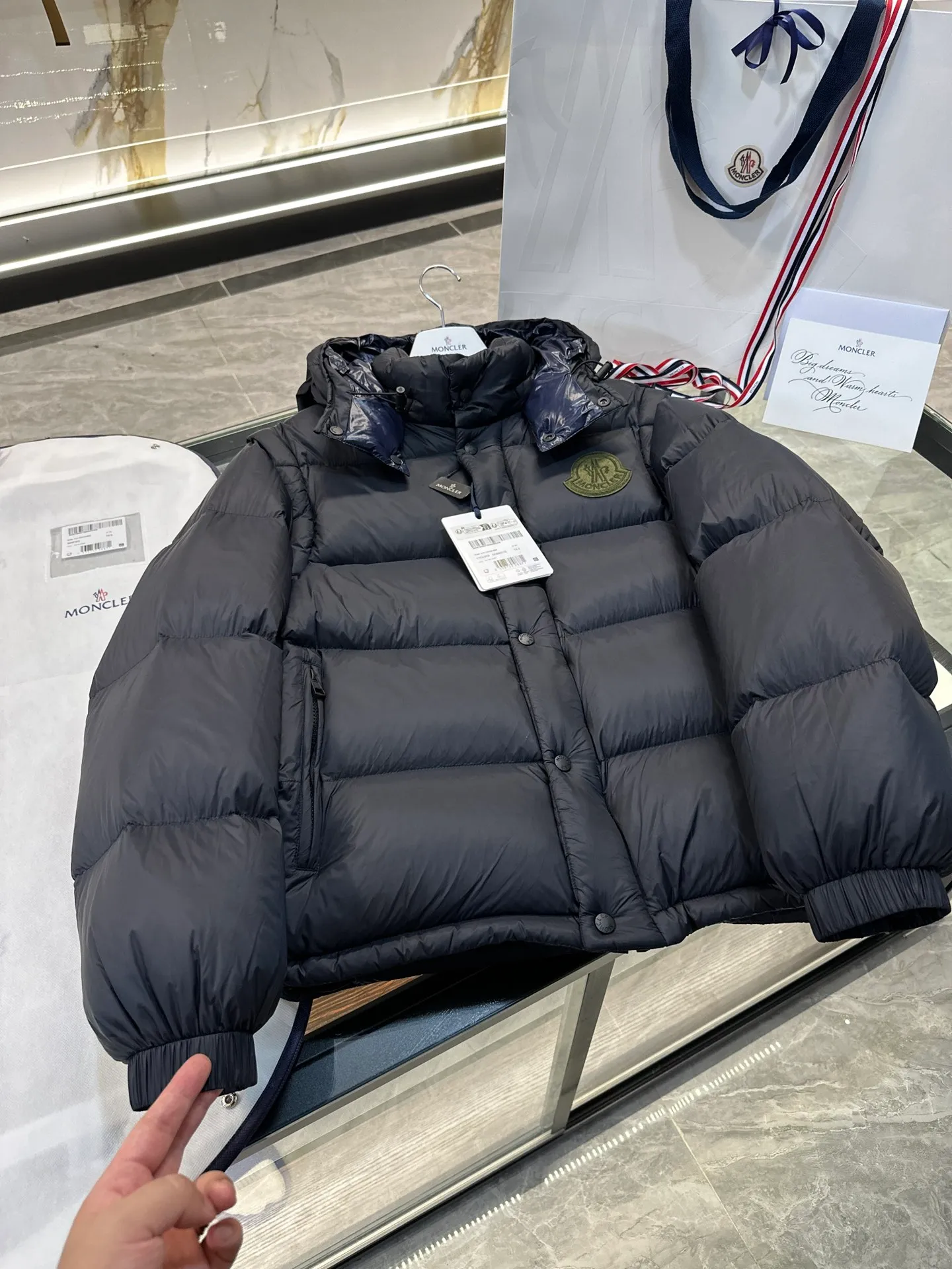 Moncler Cyclone . . . .